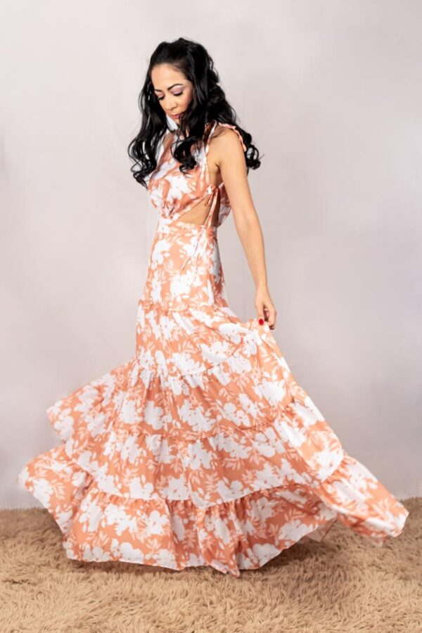 Vestido Longo florido.
